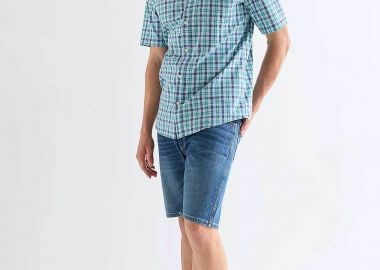 Wrangler® ανδρική denim βερμούδα πεντάτσεπη Regular Fit 