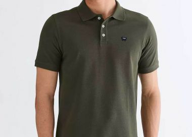 Wrangler® ανδρική μπλούζα πόλο με λογότυπο Regular Fit - 112378000 Χακί - WRANGLER - 