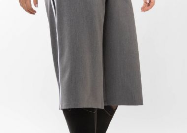 Ζιπ κιλότ με ρίγα στο πλάι σε γκρι χρώμα -  - 