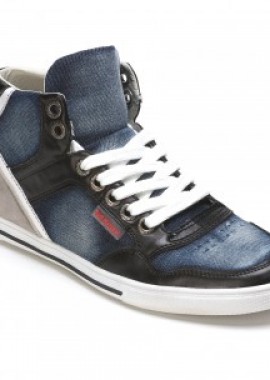 Απίστευτες τιμές σε ανδρικά sneakers!