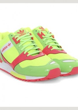 Έκπτωση έως 70% σε παπούτσια Adidas και Reebok!