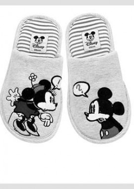 Έως 80% σε παντόφλες Disney!